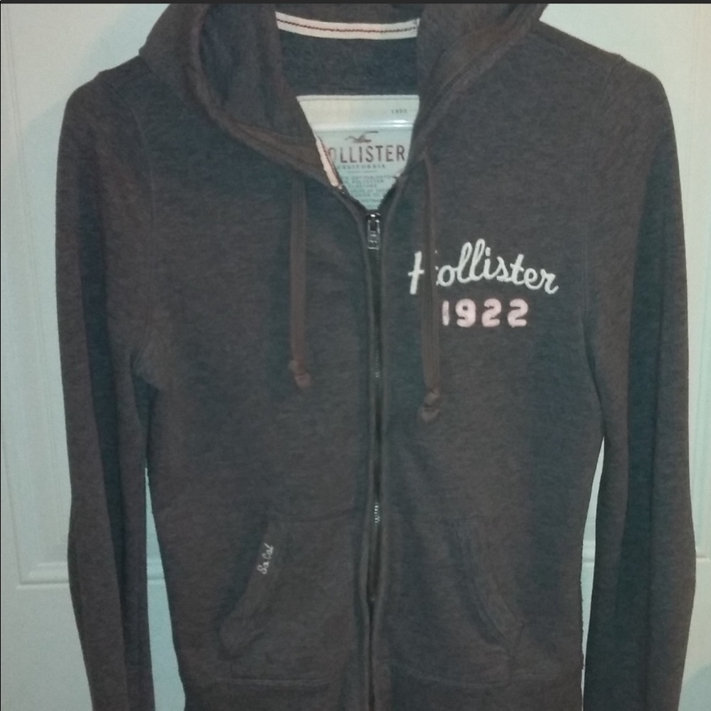 Hollister Women’s Full Zip Logo Hoodie NWOT